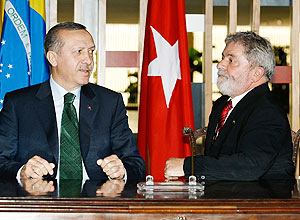 O premi da Turquia, Recep Tayyip Erdogan, e o presidente Lula, em Braslia
