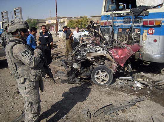 Carro-bomba atinge cidade de Kirkuk, a 290 km de Bagd, em dia de srie de atentados contra a polcia 