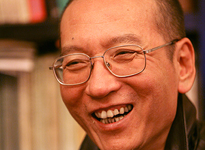 Liu Xiaobo foi condenado a 11 anos de priso; o dissidente  considerado o ativista poltico mais proeminente da China