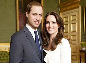 Foto oficial de noivado do prncipe William e de Kate Middleton