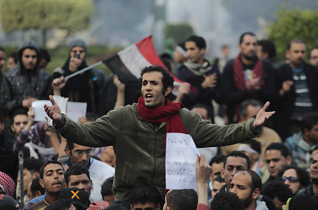 Sbado registra continuidade dos protestos nas ruas do Cairo; ao menos 26 j morreram no Egito desde o incio dos confrontos