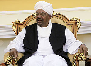 O ditador do Sudo, Omar al Bashir, que disse aceitar independncia do sul do pas, decidida em referendo
