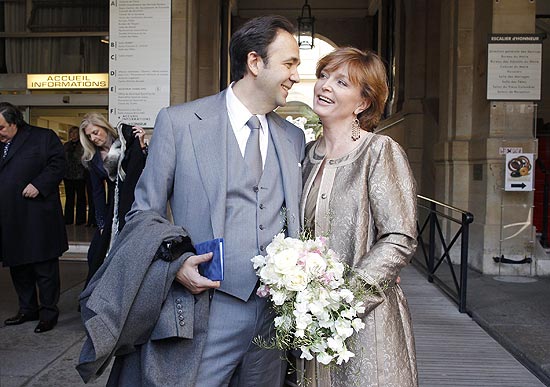 Claude Chirac, filha do ex-presidente francs Jacques Chirac, casa-se com Frederic Salat-Baroux