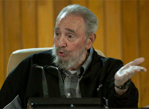 Fidel Castro reuniu-se com grupo de intelectuais durante a Feira Internacional do Livro de Havana