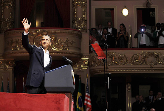 No Rio, Obama diz que Brasil é exemplo de democracia para mundo árabe