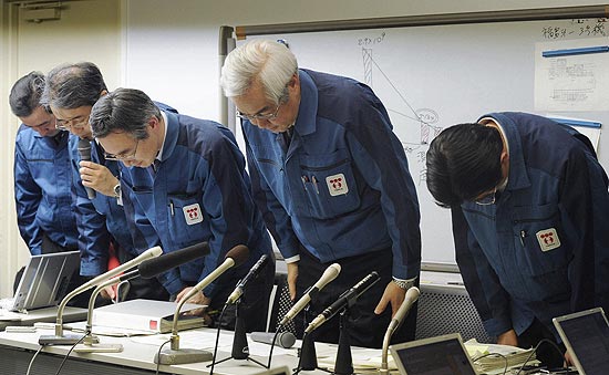 Vice-presidente da Tepco, empresa que opera a usina no Japo, disse que a crise nuclear pode durar anos