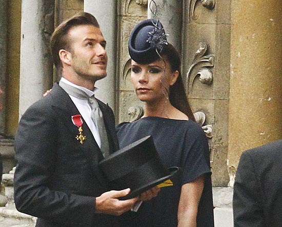 David Beckham ao lado da mulher, Victoria Beckham, no casamento do príncipe William e Catherine, em Londres