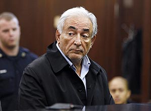 Dominique Strauss-Kahn em audiência de tribunal criminal