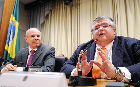 Presidente do Banco Central do Mxico, Agustn Carstens, diz que a Amrica Latina est sub-representada no rgo