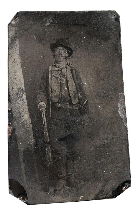 ORG XMIT: BIL001 TO GO WITH AFP STORY by Tom Sharpe This image courtesy of Brian Lebel's Old West Show & Auction in Denver, Colorado shows the one-and-only authenticated photograph of Billy the Kid - the famous Upham tintype - which will be offered to the public for the first time ever at Brian Lebel?s Old West Auction on June 25, 2011. Legendary outlaw Billy the Kid, 130 years ago, had his?picture made? in Fort Sumner, New Mexico, posing for what is now considered the most recognizable photo of the American West. The tintype is estimated to bring between $300,000 and $400,000 USD. = RESTRICTED TO EDITORIAL USE - MANDATORY CREDIT "AFP PHOTO / BRIAN LEBEL OLD WEST SHOW & AUCTION" - NO MARKETING NO ADVERTISING CAMPAIGNS - DISTRIBUTED AS A SERVICE TO CLIENTS =