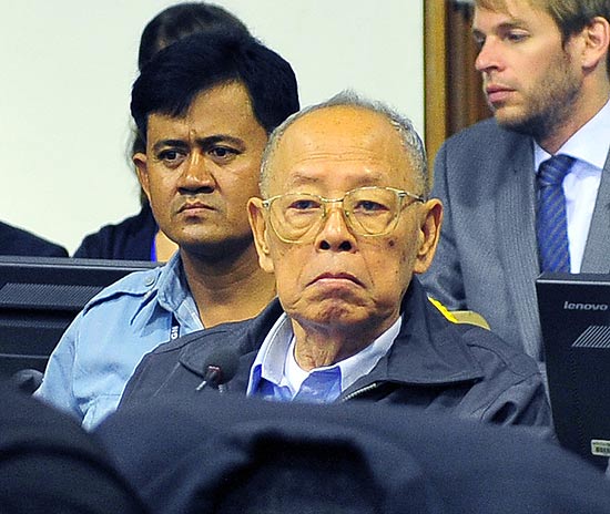 O ex-ministro das Relaes Exteriores do Khmer Vermelho, Ieng Sary, morto nesta quinta-feira