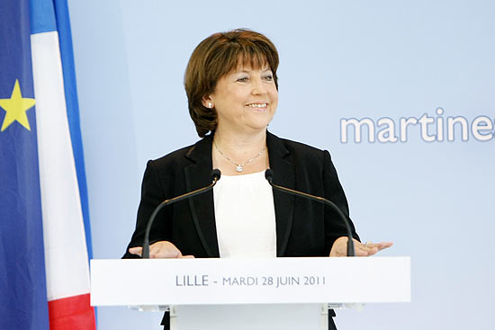 Martine Aubry, lder do Partido Socialista, anuncia sua pr-candidatura  Presidncia francesa em Lille (Frana)