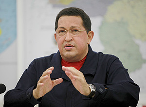 Hugo Chávez fala com o Conselho de Ministros