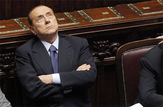 Oposio a Berlusconi afirma que norma aprovada pelo Senado italiano beneficia o primeiro-ministro