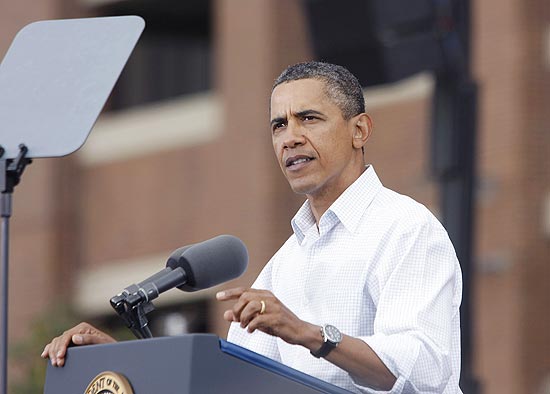 Barack Obama discursa em um evento em comemoração ao Dia do Trabalho nos Estados Unidos, em Detroit