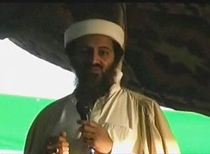 Imagem reproduzida de vdeo mostra o ex-chefe da Al Qaeda Osama bin Laden em setembro de 2011