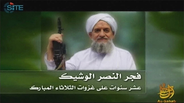 O líder da Al Qaeda, Ayman al-Zawahiri, em imagem retirada de vídeo divulgado nesta segunda-feira