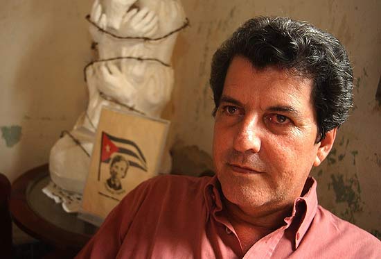 O dissidente cubano Oswaldo Pay em foto de 2003; Pay morreu neste domingo em um acidente de carro