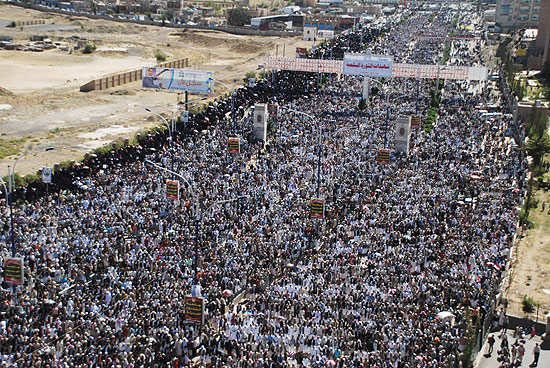 Iemenitas saíram às ruas em grandes manifestações durante os últimos meses em diversas partes do país