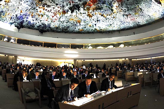 Em sessão extraordinária, Conselho de Direitos Humanos da ONU aprovou resolução que aumenta pressão sobre a Síria