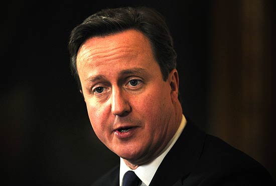 David Cameron aprovou plano de contingência para ampliar a presença militar nas Malvinas 