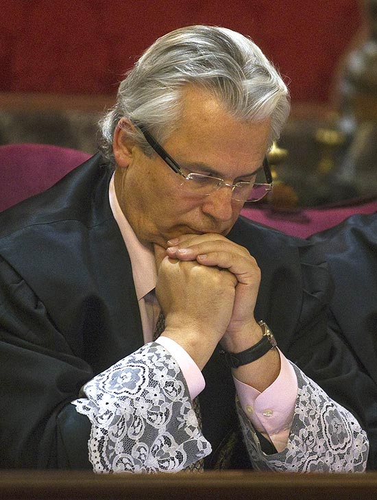 O juiz Baltasar Garzn passa por julgamento no Tribunal Supremo da Espanha por tentar julgar ditadura de Franco
