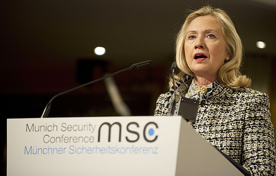 Secretária de Estado americana, Hillary Clinton, pediu que Conselho de Segurança adote resolução
