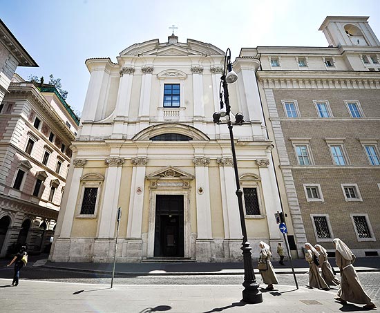 Vista da Baslica Sant'Apollinare, prxima  Piazza Navona, onde est enterrado o corpo do mafioso Enrico de Pedis
