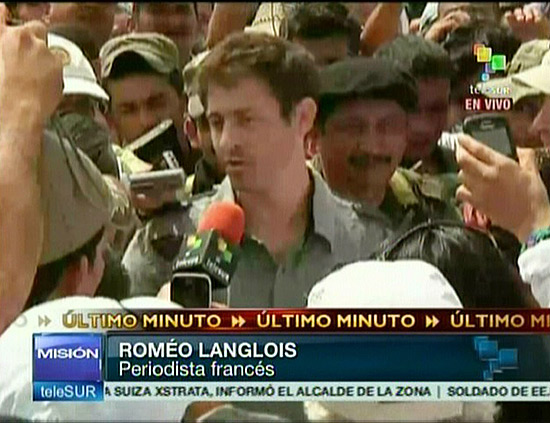Jornalista francs Romeo Langlois fala a jornalistas aps ser libertado pelas Farc na Colmbia