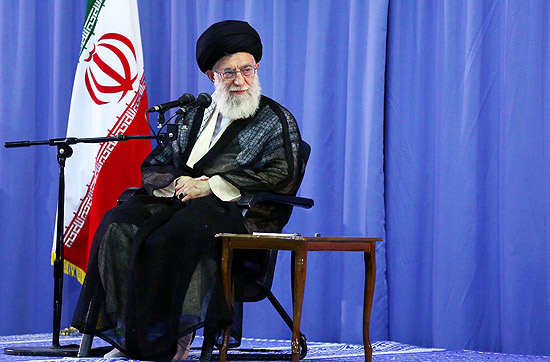 Aiatol Ali Khamenei diz que Israel vai 'desaparecer do mapa'
