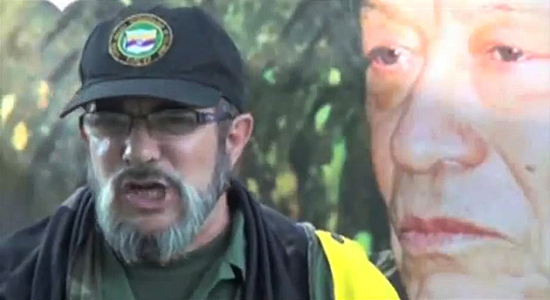 Líder das Farc confirma diálogo de paz em vídeo divulgado nesta segunda; guerrilha critica Brasil 