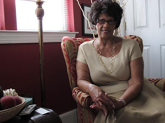 Dorothy Counts, 70, educadora infantil, relembra a experincia da tentativa de integrao racial nas escolas