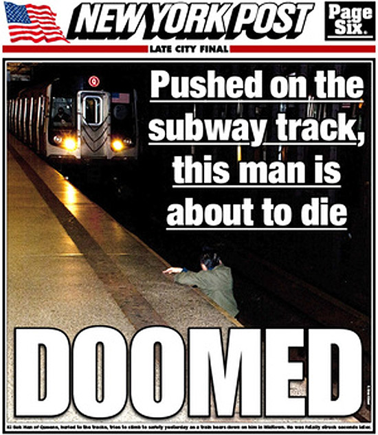 Capa do jornal "New York Post" que mostra homem prestes a morrer atropelado em estação de metrô