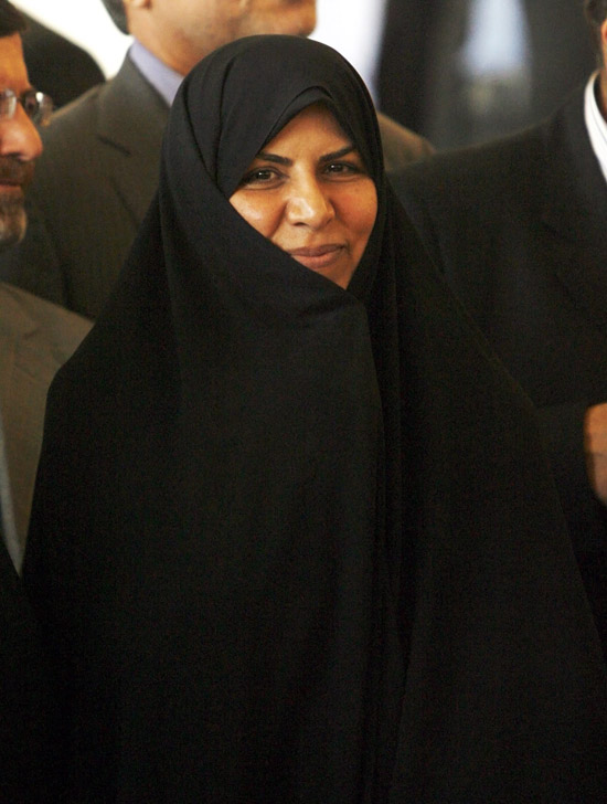 Marzieh Vahid Dastjerdi, a ministra da Sade e, at hoje, a nica mulher do gabinete de Mahmoud Ahmadinejad