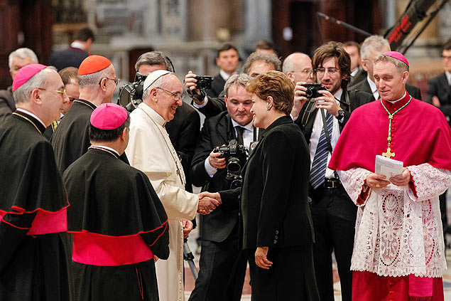 Presidente Dilma Rousseff em missa inaugural do pontificado do papa Francisco no Vaticano