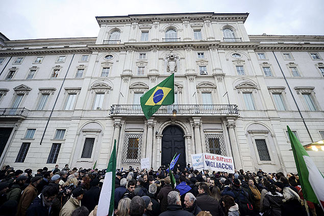 Embaixada do Brasil em Roma, em 2011; Itamaraty diz que prdio no foi ocupado por Dilma por transio de embaixadores