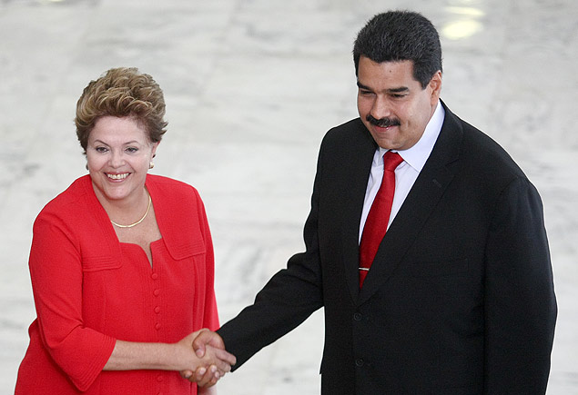 A presidente Dilma Rousseff recebe o venezuelano Nicols Maduro no Palcio do Planalto, em Braslia