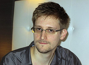 Ex-tcnico da CIA, Edward Snowden procura asilo poltico