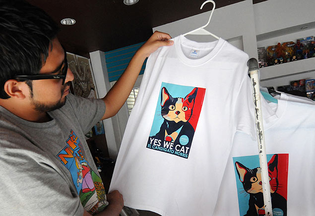 Camiseta da campanha do gato Morris a prefeito, em Jalapa (Mxico)