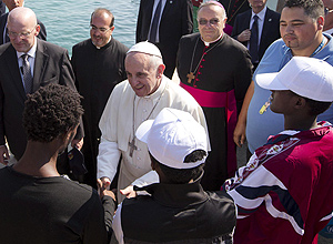 O papa durante visita  ilha de Lampedusa, na Itlia