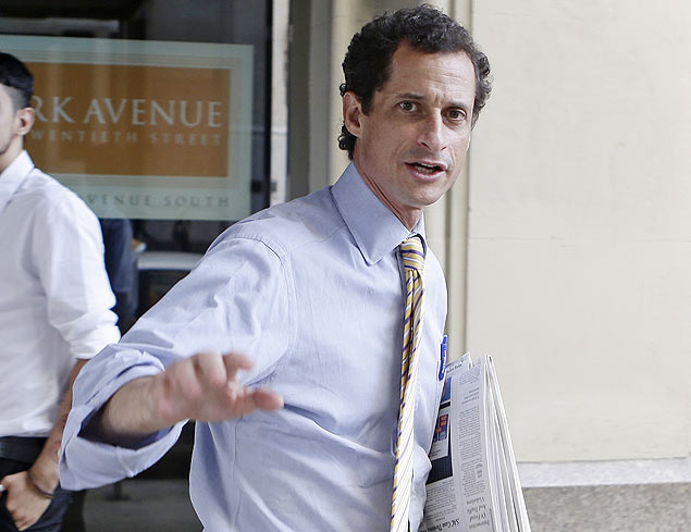 Pré-candidato à Prefeitura de Nova York, Anthony Weiner perde popularidade após se envolver em novo escândalo sexual
