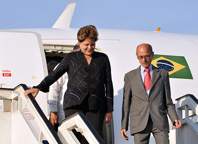 Dilma Rousseff ao lado de Jos Martins Felcio em Havana, em janeiro de 2012 