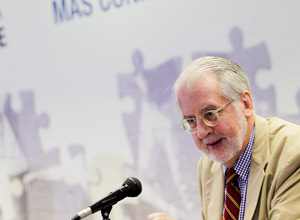 Paulo Sérgio Pineiro, da ONU, em evento em março