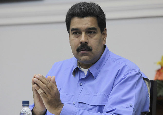 Maduro, em discurso em Caracas, na quinta; oposio quer depor presidente aps acus-lo de ter tambm nacionalidade colombiana