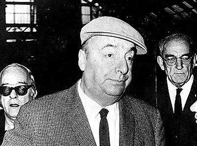 O poeta Pablo Neruda em 1968
