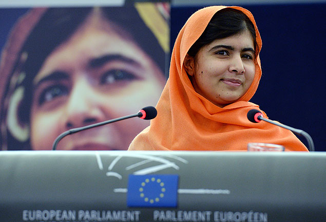 Ativista paquistanesa Malala Yousafzai, 16, recebe Prmio Sakharov de Direitos Humanos por defesa da educao para meninas