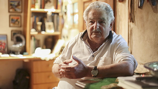 MONTEVIDEU, URUGUAI, 26-11-2013. O presidente do Uruguai, Jose "Pepe" Mujica concede entrevista a Folha em sua casa na zona rural de Montevideu (REPRODUCAO TV FOLHA : (foto: Felix Lima/Folhapress, TV FOLHA)