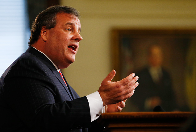O governador de Nova Jersey, Chris Christie, se desculpa em conferncia de imprensa pelo escndalo de vingana poltica