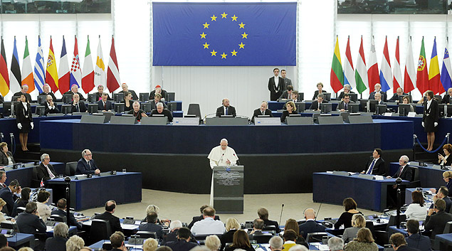 Papa Francisco discursa no Parlamento Europeu, em Estrasburgo, no leste da Frana 