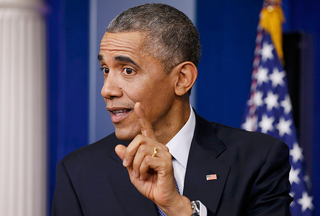 Presidente dos EUA, Barack Obama, gesticula durante coletiva na Casa Branca, em Washington